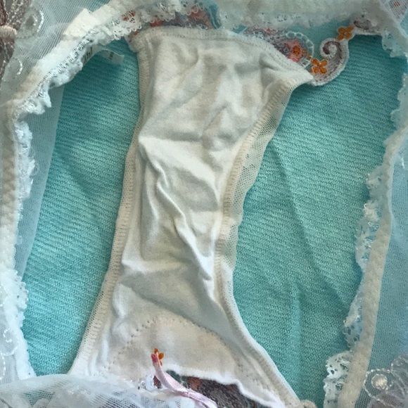 LOU Dragonfly 34B Bra & Small Hotpant Set - Picture 14 of 16